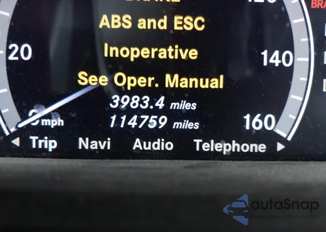 2010 Mercedes-Benz S 550 4Matic z USA, uszkodzony, nr VIN WDDNG8GB2AA355180